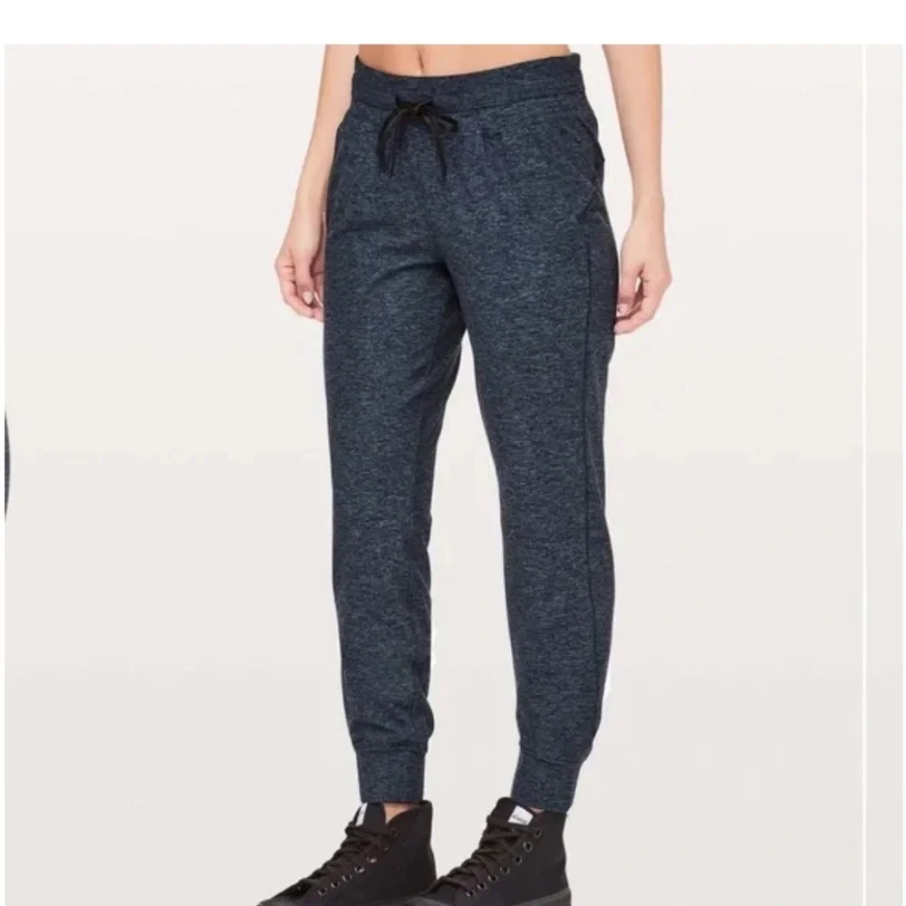 Lululemon Ready To Rulu Joggers Size 4 B12